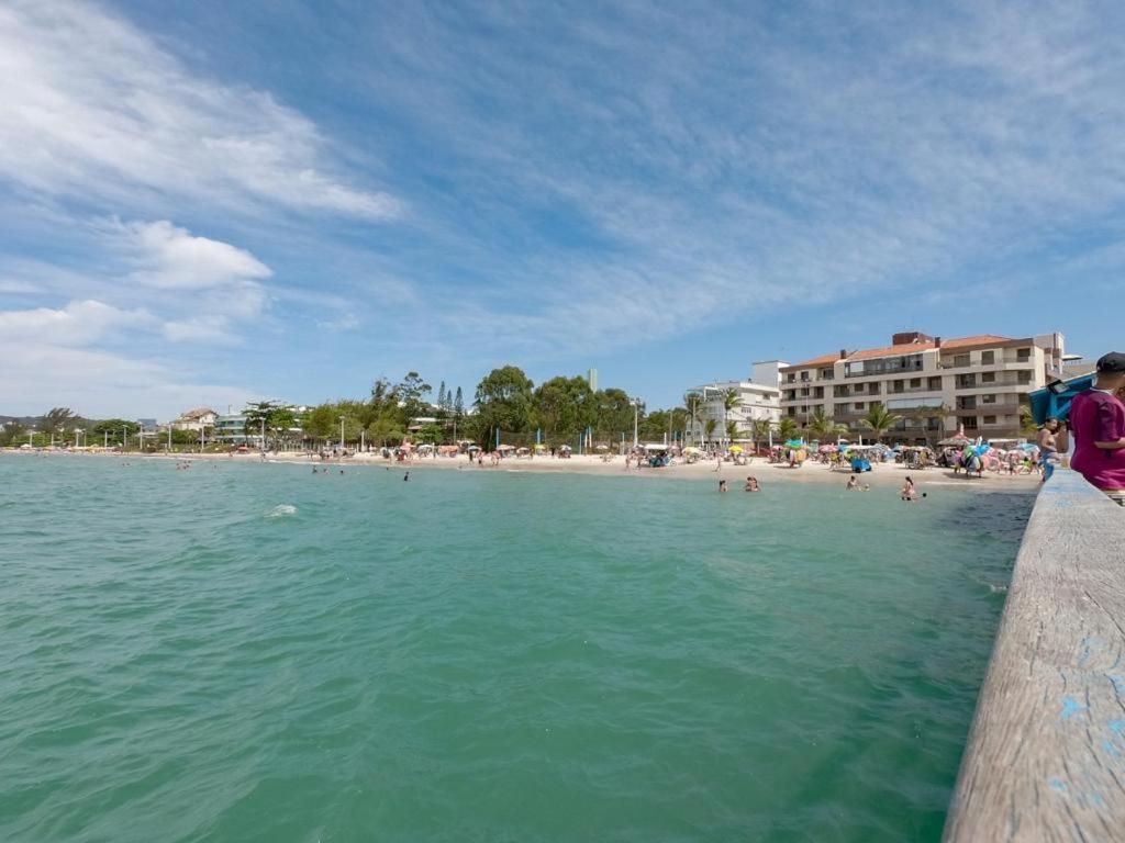 Lindo Em Canasvieiras A Uma Quadra Do Mar - Próximo Ao Trapiche Dos Barcos Piratas Apartamento