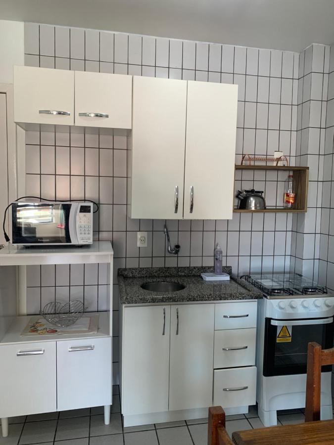 Lindo Em Canasvieiras A Uma Quadra Do Mar - Próximo Ao Trapiche Dos Barcos Piratas Apartamento Florianópolis